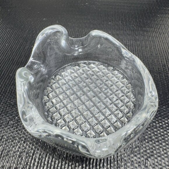 Vintage MCM Clear Glass Trinket Dish Ashtray Waffle Bottom Decorative Dish Plate - Picture 1 of 10